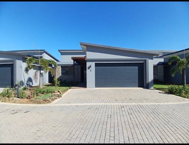 2 BEDROOM TOWNHOUSE FOR SALE IN SALT ROCK